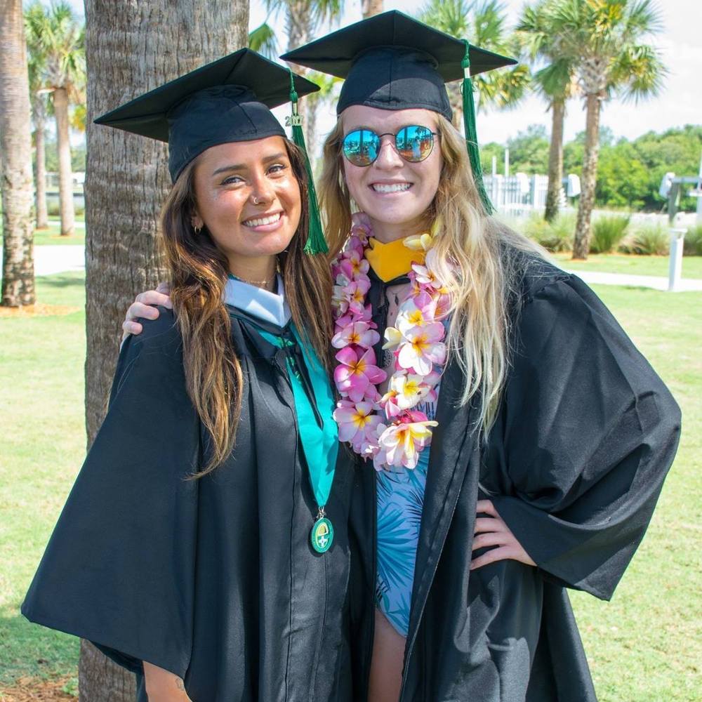 Meet your Posher, Maison